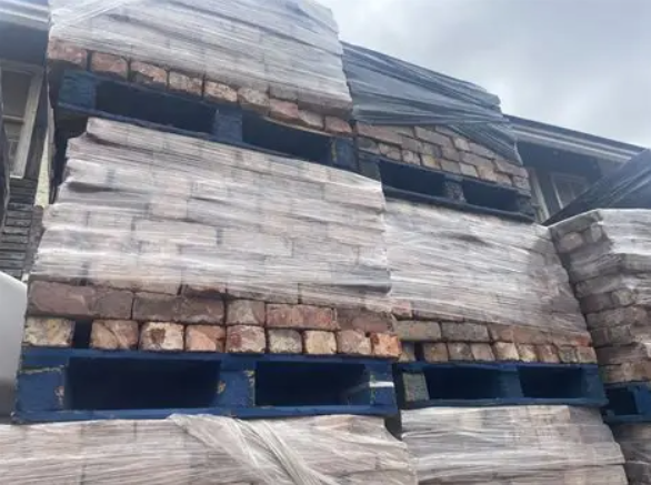 palletsofcheshirewirecutbricks
